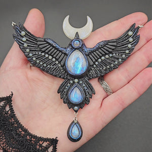 Cosmic Raven (Glow-in-the-Dark)